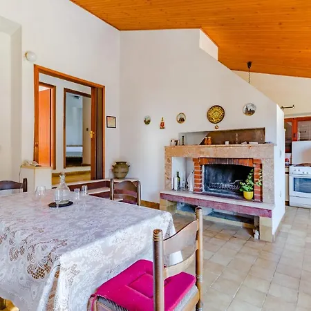 Stone House Mirjana Appartamento Pucisca
